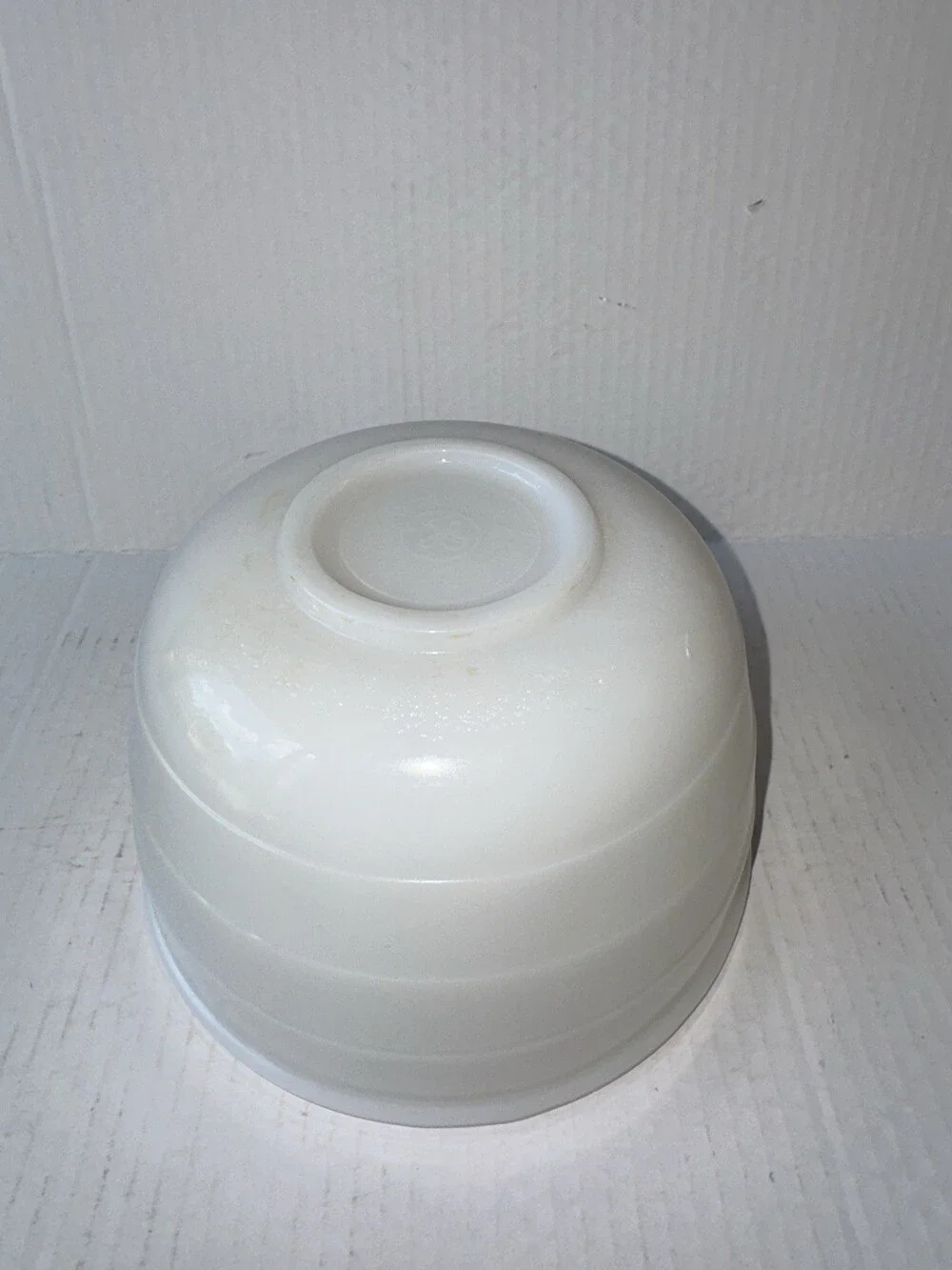 Vintage GE General Electric Milk Glass 7in Mixer Bowl White Beehive Style.